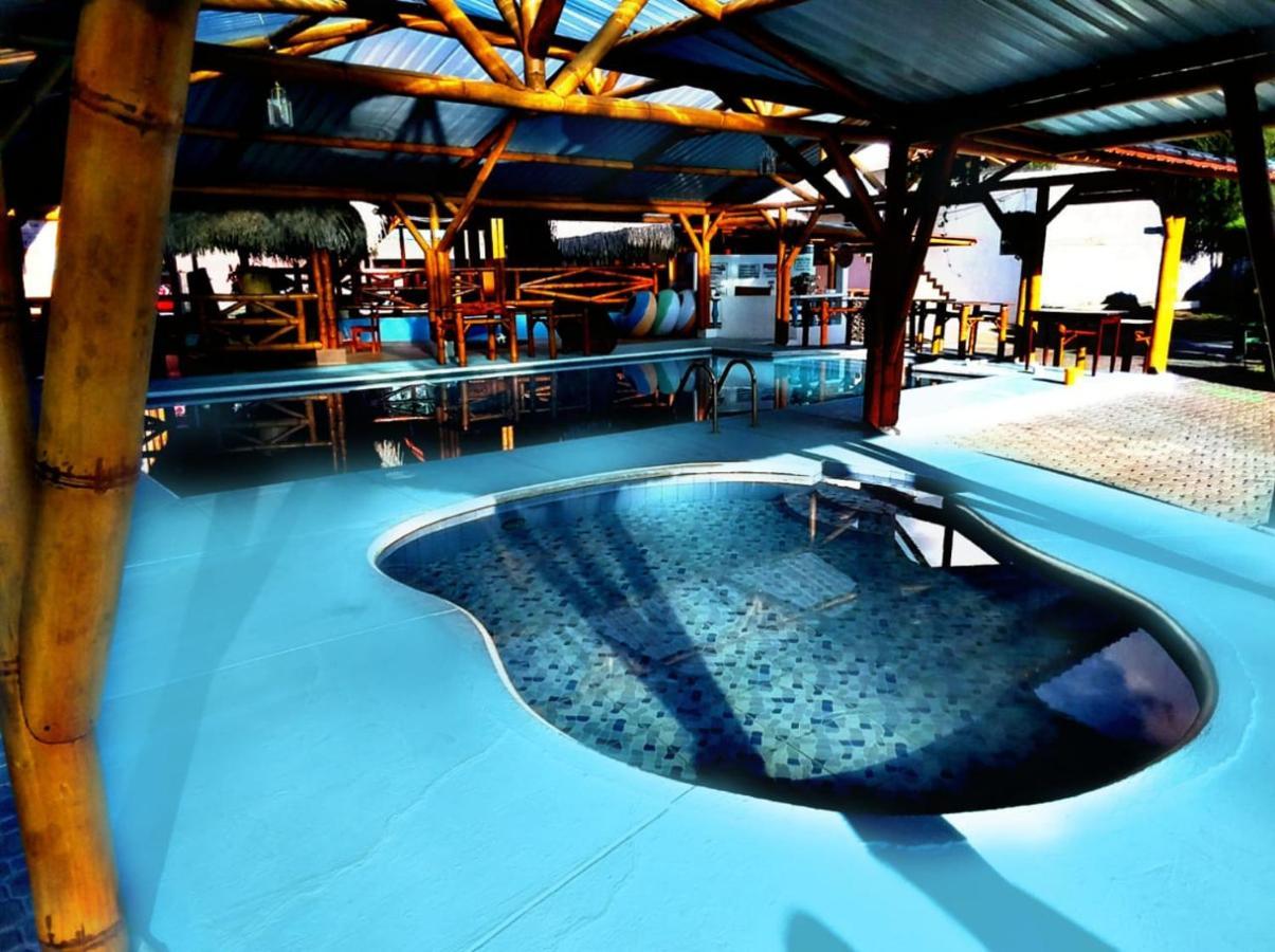 Hosteria La Chorrera Кито Экстерьер фото