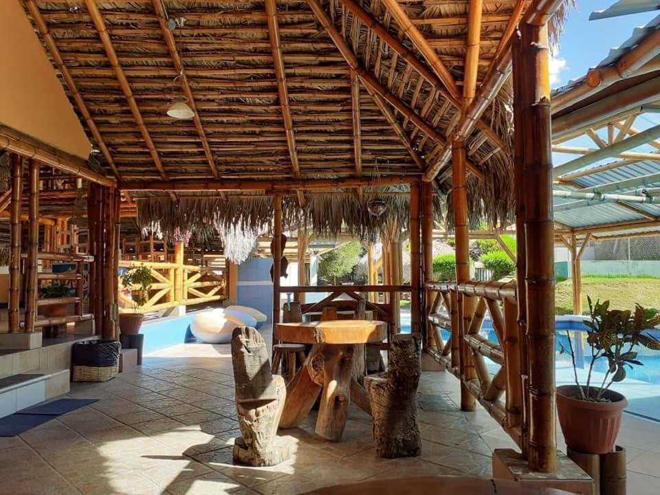 Hosteria La Chorrera Кито Экстерьер фото